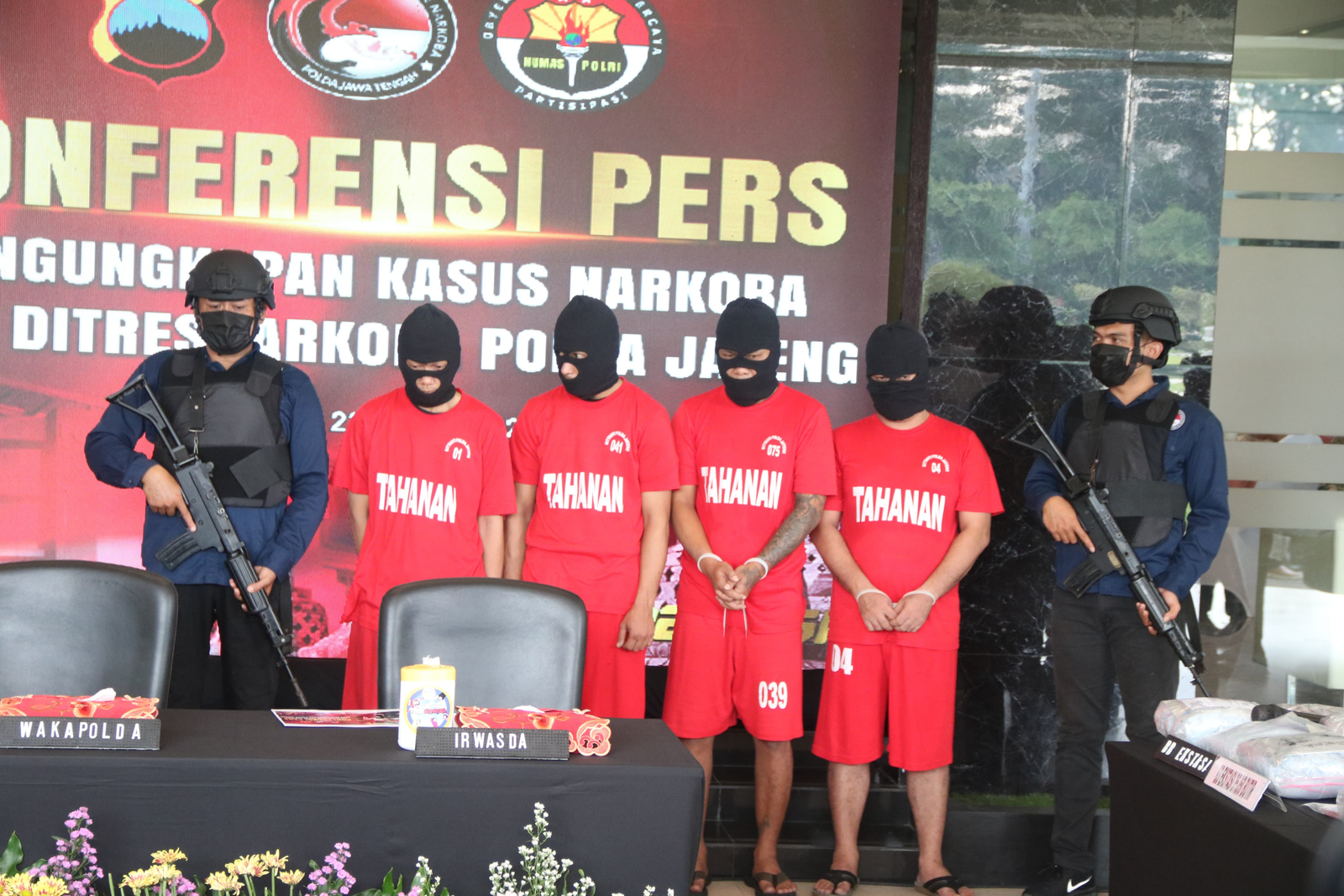 Polda Jateng Ungkap Peredaran Narkoba Lintas Jawa- Sumatra, Tangkap Empat Tersangka Berikut 52 Kg Sabu dan 35 Ribu Butir Ekstasi